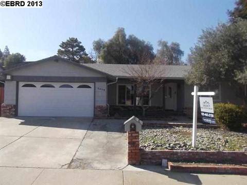 4300 Suzanne Dr, Pittsburg, CA 94565 photo 1