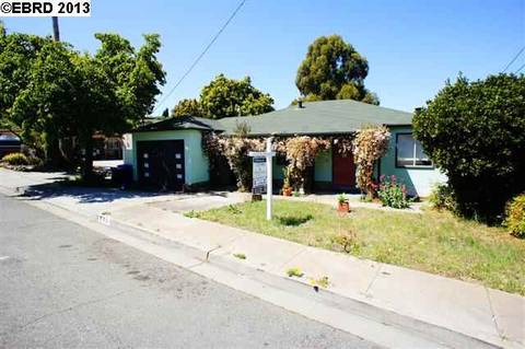 936 Smith Ave, Pinole, CA 94564 photo 1