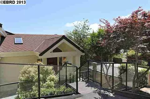 6930 Norfolk Rd, Berkeley, CA 94705 photo 1