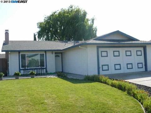 2121 Percheron Rd, Livermore, CA 94551 photo 1