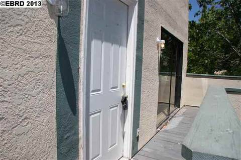 1701 Dalessi Dr, Pinole, CA 94564 photo 1