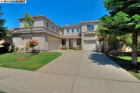 30230 Cedarbrook Rd, Hayward, CA 94544 photo 1