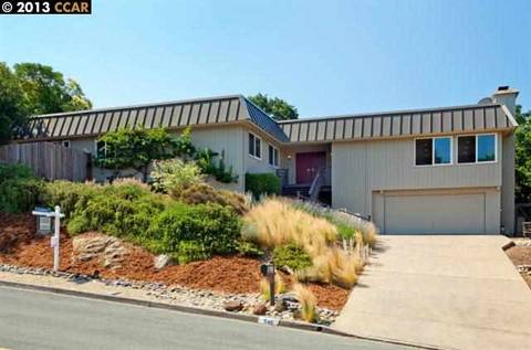 546 Morecroft Rd, Lafayette, CA 94549 photo 1