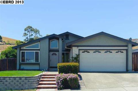 331 Sparrow Dr, Hercules, CA 94547 photo 1