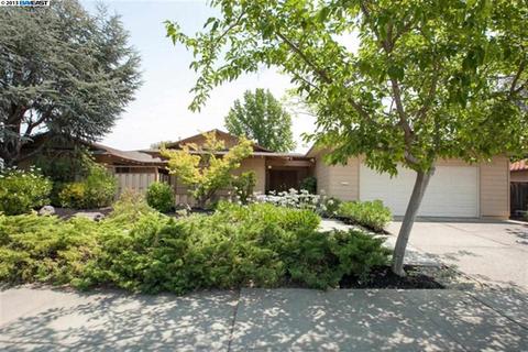 6534 Stanton Ct, Pleasanton, CA 94566 photo 1