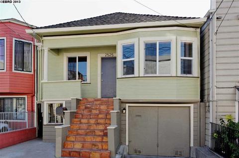 2525 E 11th St, Oakland, CA 94601 photo 1