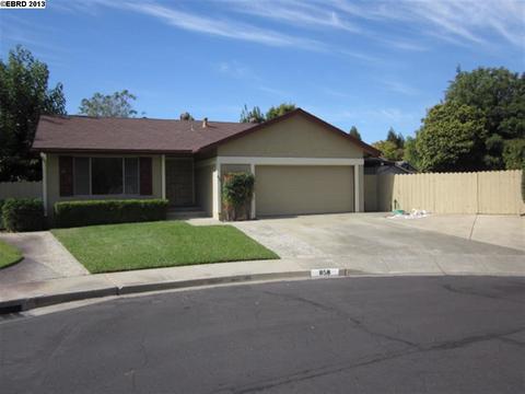 858 Saint John Ct, Concord, CA 94518 photo 1