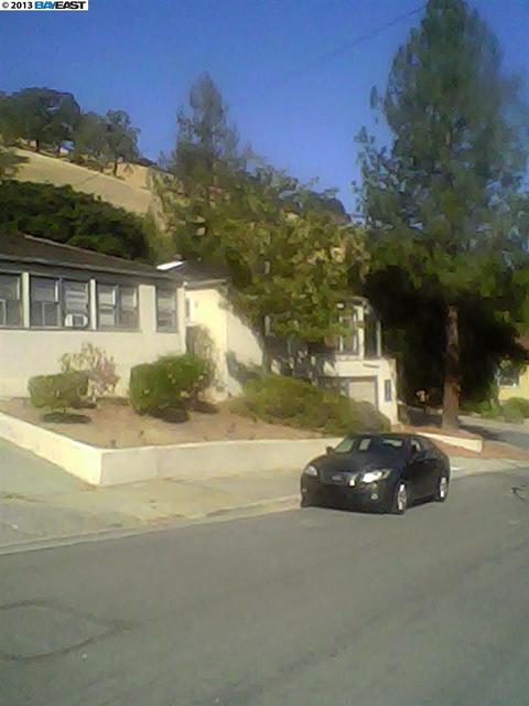 110 Wallin St, Martinez, CA 94553 photo 1