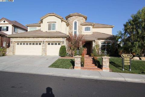 5877 Turnberry Dr, Dublin, CA 94568 photo 1