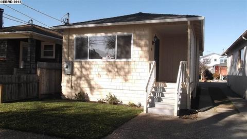 1327 Derby, Berkeley, CA 94702 photo 1