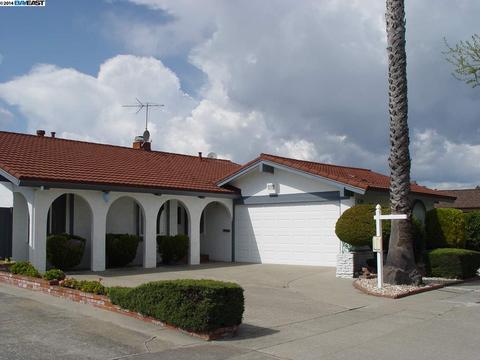 1033 Holly St, Alameda, CA 94502 photo 1