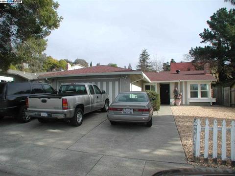 518 Holly St, Vallejo, CA 94589 photo 1