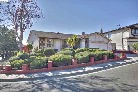 2188 Blue Jay Cir, Pinole, CA 94564 photo 1