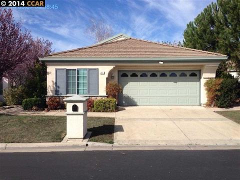 425 Ruby Ter, Brentwood, CA 94513 photo 1