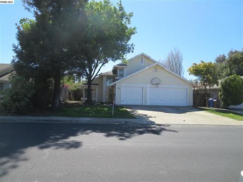 1921 Hemlock Dr, Oakley, CA 94561 photo 1