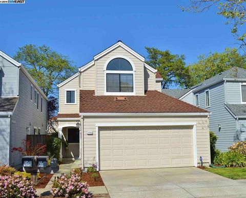2745 Young St, Alameda, CA 94502 photo 1