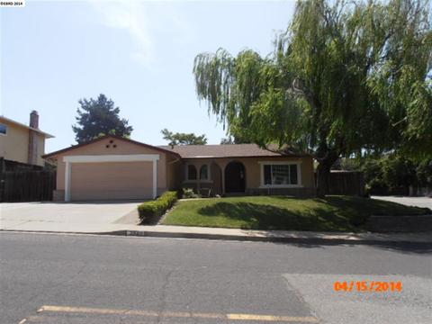 3949 Chatworth St, Pittsburg, CA 94565 photo 1