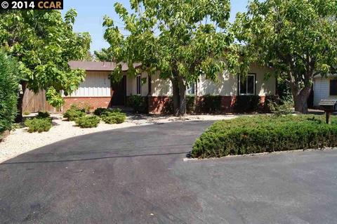 1454 Willcrest Dr, Concord, CA 94521 photo 1