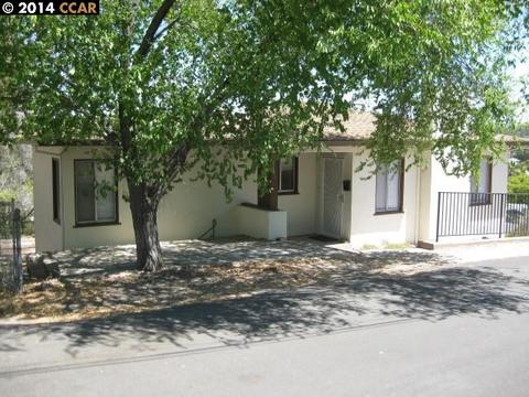 2581 Orange St, Martinez, CA 94553 photo 1