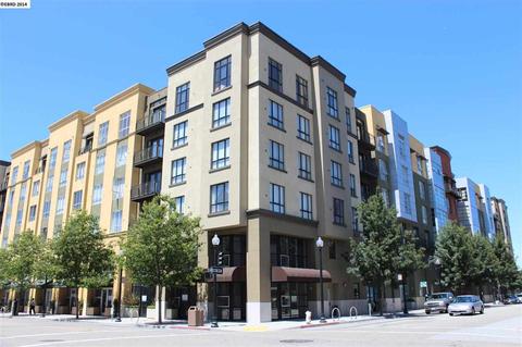 585 9th St #602, Oakland, CA 94607 photo 1