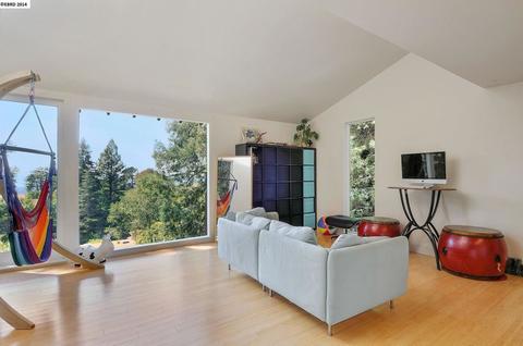 2687 Shasta Rd, Berkeley, CA 94708 photo 1