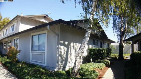 6272 Cedar Blvd, Newark, CA 94560 photo 1