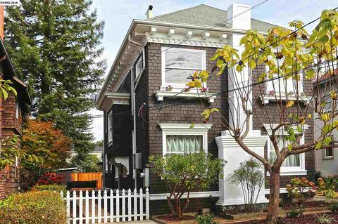 2713 Derby St, Berkeley, CA 94705 photo 1