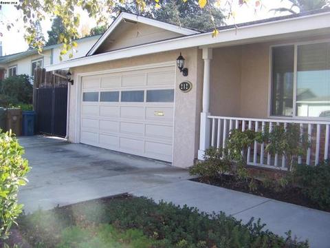 212 Boulder Dr, Antioch, CA 94509 photo 1