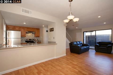 5456 Roundtree Dr #C, Concord, CA 94521 photo 1