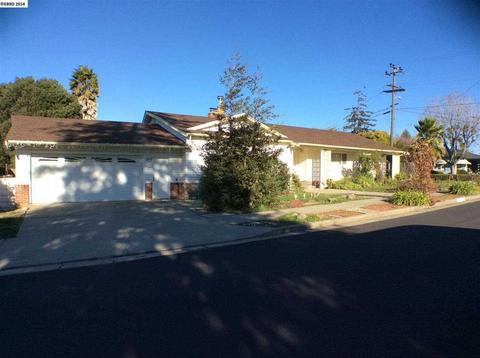1224 Mahoney St, Rodeo, CA 94572 photo 1