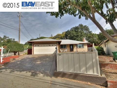 19002 Crest Ave, Castro Valley, CA 94546 photo 1