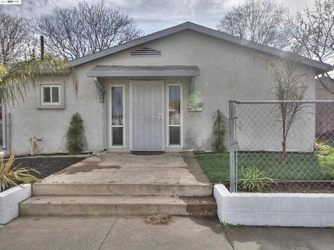 140 N Walnut Ave, Manteca, CA 95336 photo 1