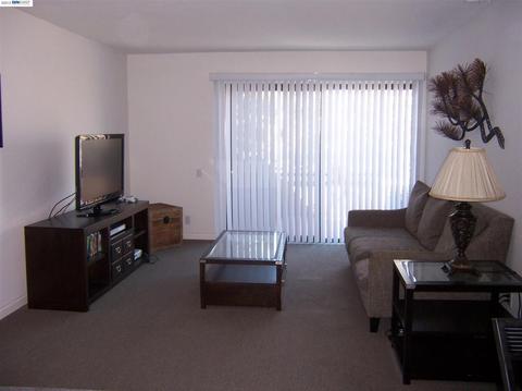 190 Hackamore Cmn, Fremont, CA 94539 photo 1