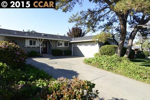 1223 Shakespeare Dr, Concord, CA 94521 photo 1