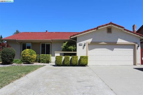 151 Chestnut Dr, Hercules, CA 94547 photo 1