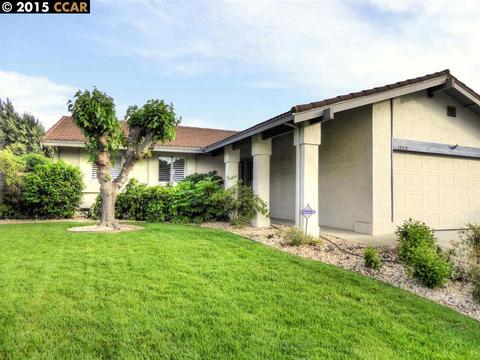 1988 Risdon Rd, Concord, CA 94518 photo 1