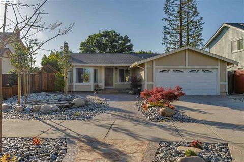 3535 Warwick Rd, Fremont, CA 94555 photo 1