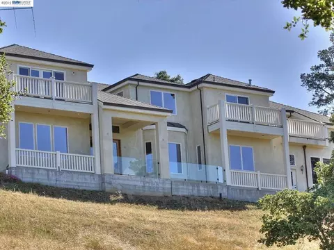 276 Meadow Ct, Aptos, CA 95003 photo 1