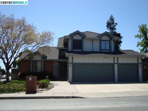 808 Bluerock Dr, Antioch, CA 94509 photo 1