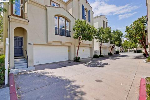 927 Water Walk, Milpitas, CA 95035 photo 1