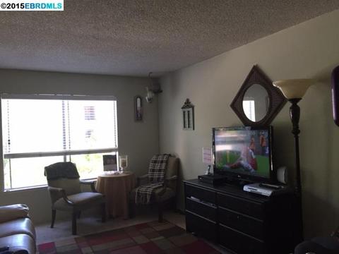 1740 Laguna St #E, Concord, CA 94520 photo 1
