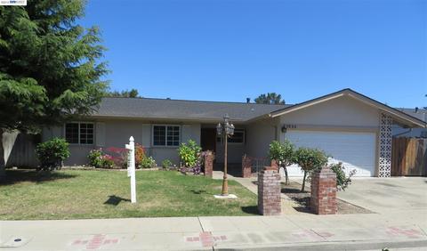 7835 Canterbury Ln, Dublin, CA 94568 photo 1