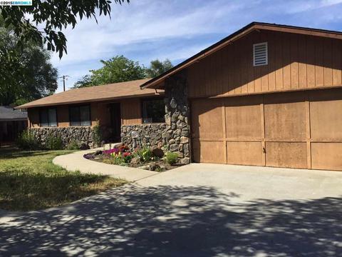 3530 Sanford St, Concord, CA 94520 photo 1