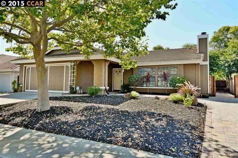 1612 Lindbergh Dr, Concord, CA 94521 photo 1