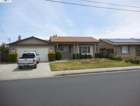 7085 Portage Rd, Dublin, CA 94568 photo 1