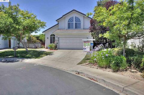 34011 Webfoot Loop, Fremont, CA 94555 photo 1