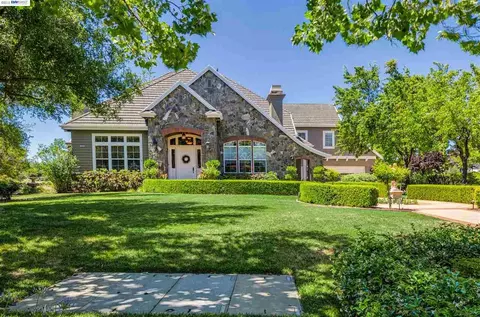 3099 E Ruby Hill Dr, Pleasanton, CA 94566 photo 1