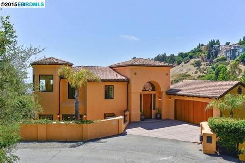1240 Grand View Dr, Berkeley, CA 94705 photo 1