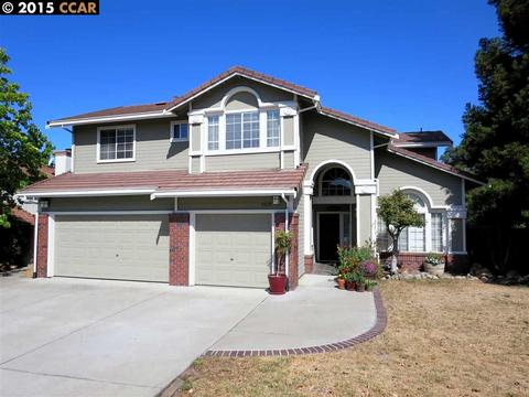1905 Oakridge Ct, Concord, CA 94521 photo 1