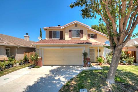 541 Pombo Square Dr, Tracy, CA 95376 photo 1